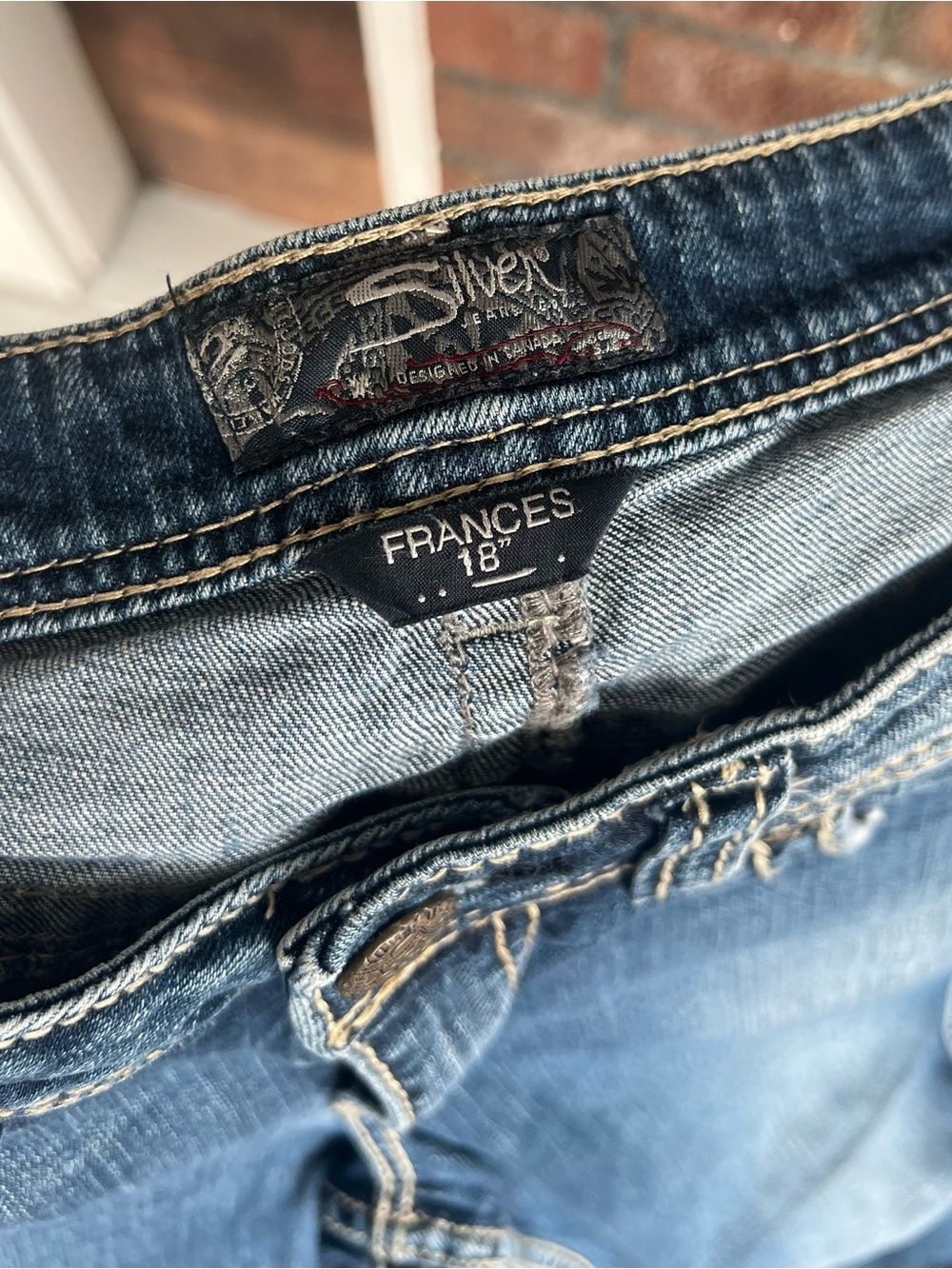Silver Jeans - Picture 5 of 6